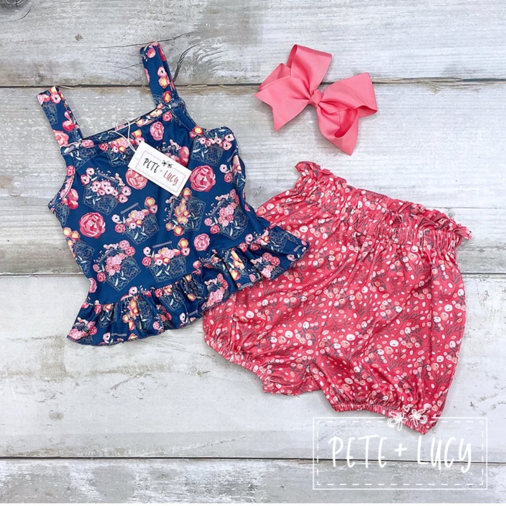 Pete + Lucy Basket of Bouquets Short Set